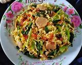 Foto langkah ke 5 dari resep Mie Goreng Praktis.