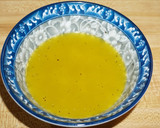 Foto del paso 2 de la receta: Camarones fritos con batido de cerveza y ensalada de mango con queso de cabra