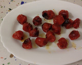 Foto del paso 3 de la receta: Picantón y tomatitos asados con tortilla de patatas al estilo de mi madre
