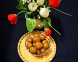 A picture of step 4 of Ginger Balls.