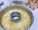 Foto langkah ke 3 dari resep Bolu Pisang Topping Keju.