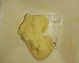 A picture of step 4 of Choco, coco, balls.