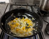 Foto del paso 1 de la receta: Fideos con Salsa de Zapallo
