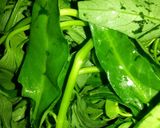 Hình bước làm 1 của món Rau muống luộc