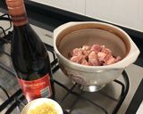 A picture of step 1 of Chicken Ginger Wine.