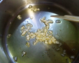 Foto del paso 1 de la receta: Merluza en salsa verde