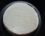 A picture of step 2 of Kiwi cheese cake.
