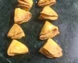 खस्ता समोसे मठरी (Khasta samose mathri recipe in hindi) रेसिपी चरण 4 फोटो