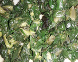 Foto del paso 2 de la receta: Bocadillos de Acelga y pollo picado
