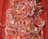 Foto del paso 2 de la receta: Sardinas marinadas al horno, con fondo de tomates, cebollas, y patatas asadas