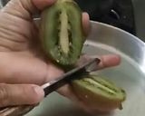 A picture of step 1 of Honey glazed Kiwi Thandai.