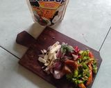 Foto langkah ke 2 dari resep Orek Tahu Bakso.