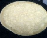 A picture of step 4 of Phulka roti with kasuri methi.