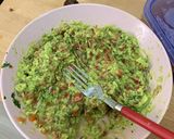 Foto del paso 2 de la receta Pasta con salsa pomodoro de lentejas y guacamole
