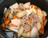 A picture of step 3 of Pork Miso Soup (Tonjiru).