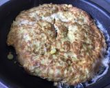 A picture of step 2 of Mince Pork Omelet.