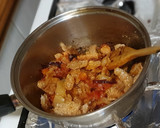 Foto del paso 4 de la receta: Crema de chicharrón