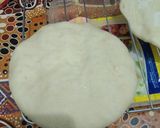Foto langkah ke 1 dari resep Pizza Simple.