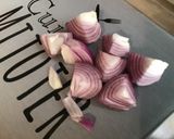 Une image de l'étape 7 de Hamburgers à l'oignon rouge, carotte, ail et parmesan.