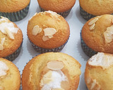 Foto del paso 1 de la receta: Magdalenas súper esponjosas con sabor a limón
