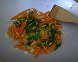 Foto langkah ke 2 dari resep Soun Goreng Sayur.