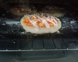 Foto langkah ke 5 dari resep Simple Pizza Home Made.