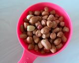 A picture of step 1 of Ultimate Crunchy Cereal Chevdo | Rekha’s Kitchen Delight 🌿.