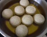 Foto langkah ke 5 dari resep Onde-onde isi Kumbu Kacang Hijau.