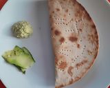 Foto del passaggio 5 della ricetta Hummus di ceci & zucchine :) con piadina