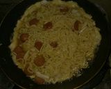 Foto langkah ke 3 dari resep Omelet with sausage and onion.