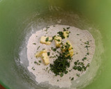 Foto del paso 1 de la receta: Quiche vegetariana de espárragos, setas shimiji marrón y crema de ricotta