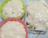 Foto langkah ke 4 dari resep Salad Buah Yogurt Cimory.