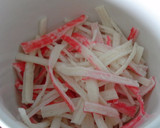 Foto del paso 2 de la receta: Volovanes de surimi y piña