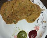 A picture of step 5 of Oats Chilla.