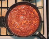 Foto del paso 8 de la receta: Tostadas de Tinga de Pollo