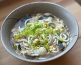 Une image de l'étape 6 de Soupe de nouilles Udon aux œufs et aux champignons de Paris.