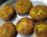 A picture of step 6 of Dried Huruda and Sattu Cutlets.