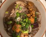 A picture of step 4 of Banh Canh Cua Gio Heo (Vietnamese Crab and Pork Hock Noodle Soup).