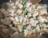 Foto del paso 3 de la receta: Pollo a la naranja y vino blanco