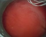 Foto langkah ke 2 dari resep Strawberry Milk Pudding.