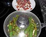 Foto del paso 1 de la receta: Pimientos de padrón con beicon y jamón