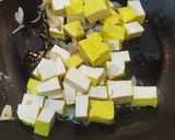 Foto langkah ke 1 dari resep Isi Piringku - Nasi Dengan Tumis Tahu Tauge.