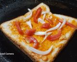A picture of step 2 of Schezwan bread sandwich.