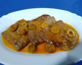 Foto del paso 7 de la receta: Filetes de ternera en salsa con aceitunas