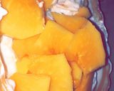A picture of step 1 of Creamy fruit salad.