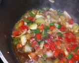 Foto del paso 4 de la receta: Pollo de campo guisado con curry