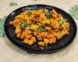 A picture of step 4 of Carrot poriyal.