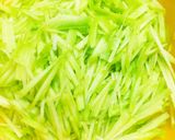 Hình bước làm 1 của món Gỏi Cóc Khô Bò