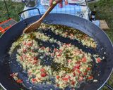 A picture of step 3 of Paella Loredana.