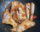 Foto langkah ke 2 dari resep Ayam Kampung Bumbu Kuning.